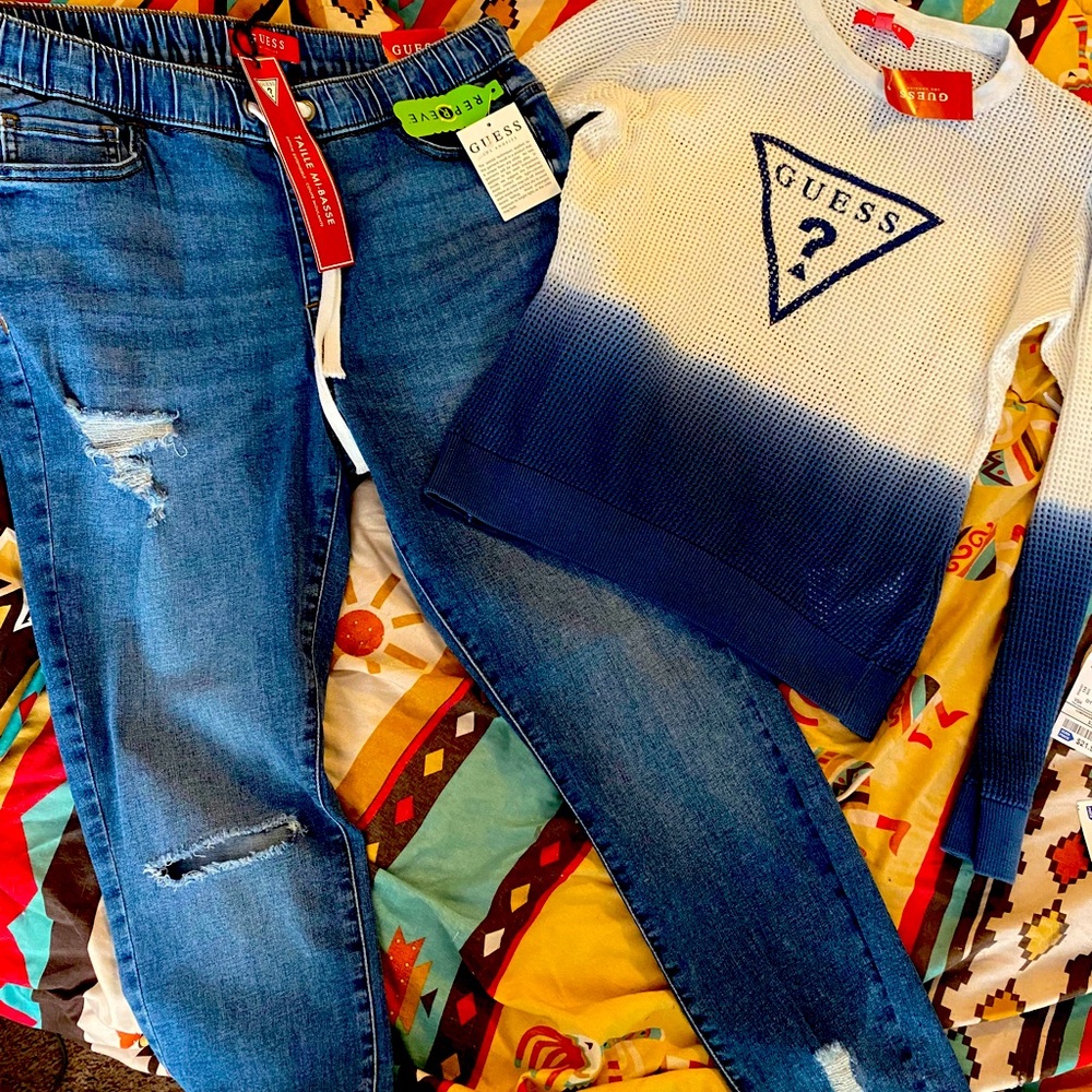 Guess jogger pants and guess top set.